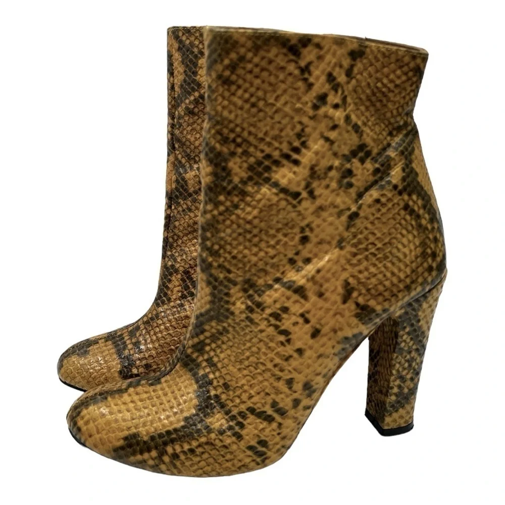 ZARA WOMAN YELLOW SNAKE PRINT ZIPPER BOOTS Woman’s Size 38 US 7.5